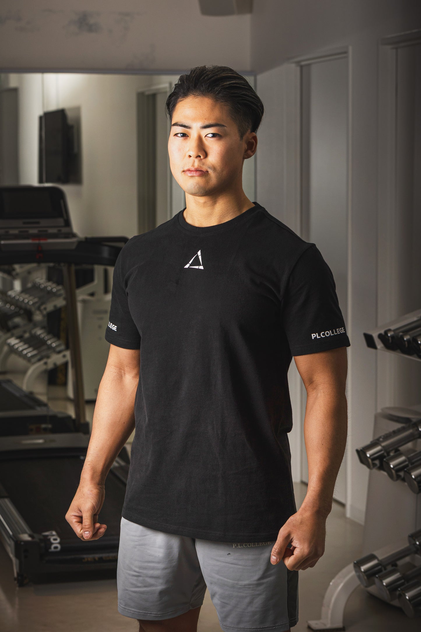 TRIANGLE-LOGO-T-shirt