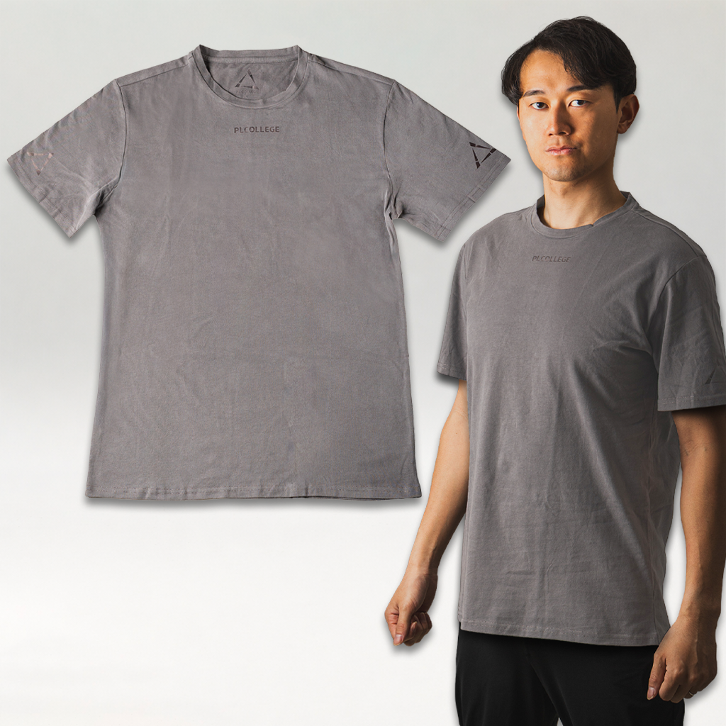 PLCOLLEGEロゴ Tシャツ